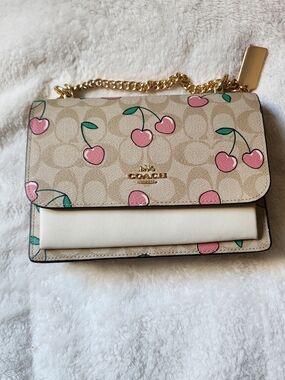 COACH Cherry Signature Crossbody Bag Cute Rare🍒